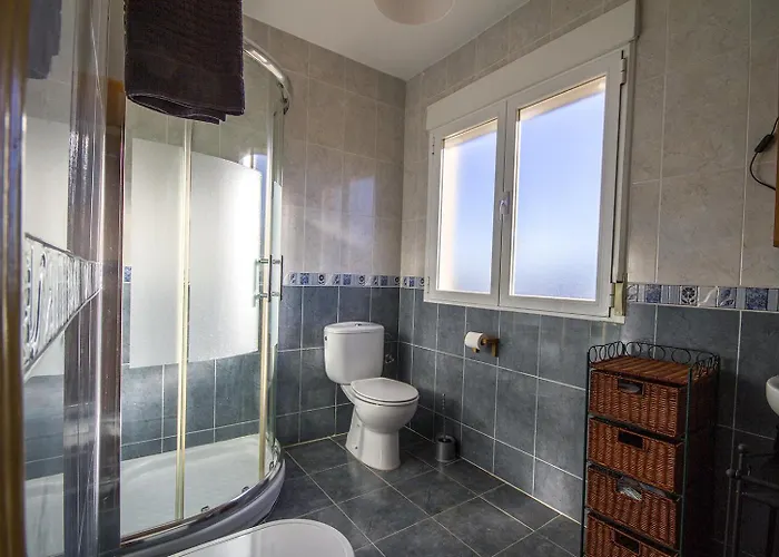 At Vinuelas 17 펜션